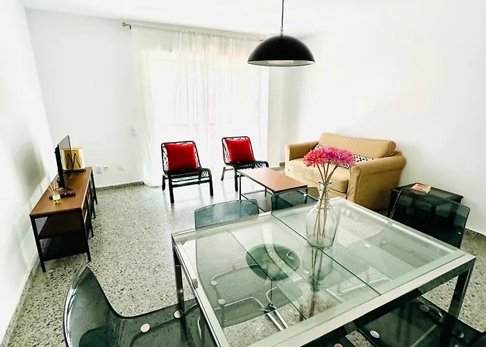 El Espejo Del Mar Фуэнхирола